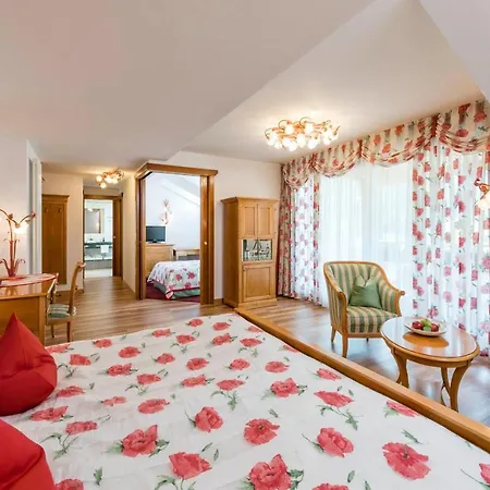 Romantik Stafler 4*