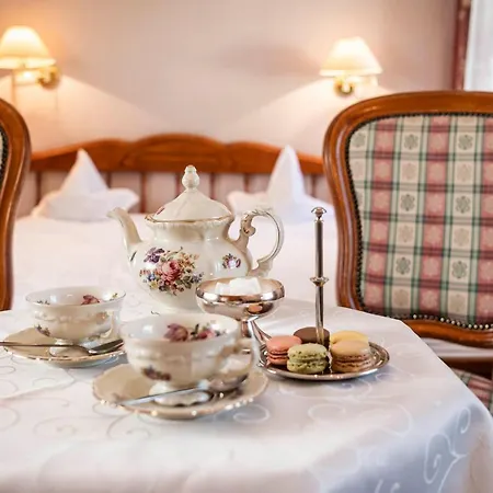 Romantik & Restaurant Stafler 4* فيبيتينو