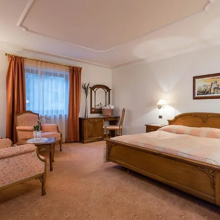 Hotel Romantik Stafler 4*